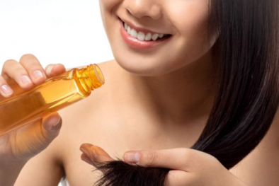 Chuyên gia lưu ý cách thoa dầu dưỡng tóc để không làm hỏng tóc và hại da đầu