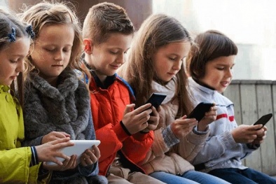 Bảo vệ trẻ em trên không gian mạng: Những bước tiến từ công nghệ và chính sách