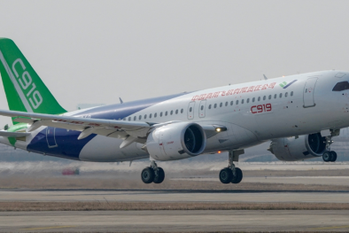 Cục Hàng không khảo sát, đánh giá máy bay Comac C909 của Trung Quốc