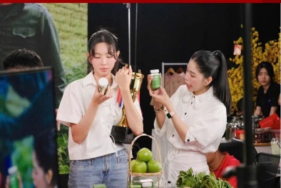 Vụ kẹo rau Kera quảng cáo 'lố': Hoa hậu Thùy Tiên trải lòng về 'sai lầm lớn nhất'