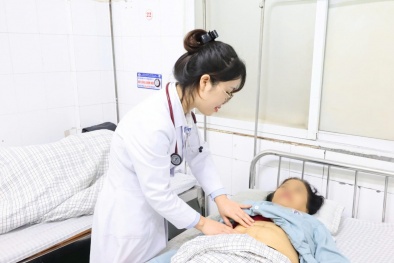 Nhập viện do uống nước lá cây để mát gan, thải độc