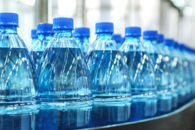 Nhật Bản sẽ ban hành tiêu chuẩn đối với nước khoáng nhằm loại bỏ hóa chất vĩnh cửu