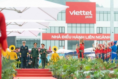 Bộ trưởng Quốc phòng Việt Nam và Trung Quốc thăm, làm việc tại Công viên Logistics Viettel