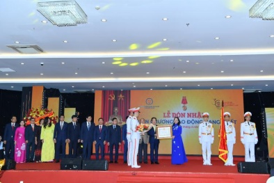 Hiệp hội Doanh nghiệp nhỏ và vừa thành phố Hà Nội đón nhận Huân chương Lao động hạng Nhất
