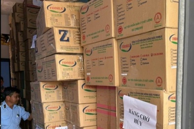 Long An: Tạm giữ gần 25 tấn sữa bột không rõ nguồn gốc, trị giá hơn 3 tỉ đồng