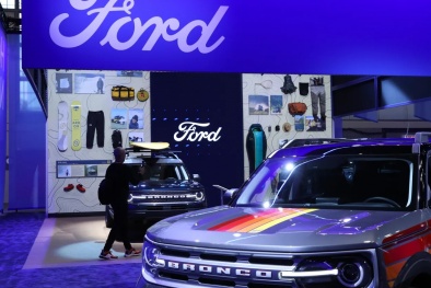 Ford triệu hồi hơn 1,1 triệu xe tại Mỹ do lỗi phần mềm camera lùi