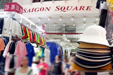 Bất ngờ kiểm tra Saigon Square, hàng nghìn sản phẩm giả thương hiệu nổi tiếng bị thu giữ 