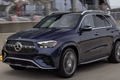 Mercedes-Benz triệu hồi loạt xe gầm cao vì lỗi gương chiếu hậu