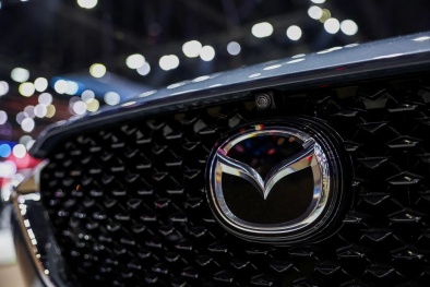 Mazda triệu hồi hơn 183.000 xe do lỗi túi khí và đèn cảnh báo