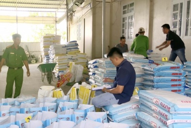 Phát hiện hơn 37 tấn thức ăn nuôi tôm giả nhãn hiệu: Cảnh báo nguy cơ hiện hữu