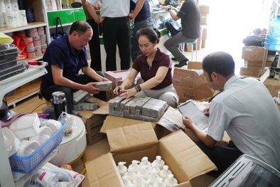 Mỹ phẩm giả, không rõ nguồn gốc tràn lan: Trách nhiệm thuộc về ai?