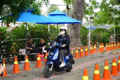 Đi làm không lo xăng tăng giá: Xe máy VinFast ‘gây bão’ tại các khu công nghiệp