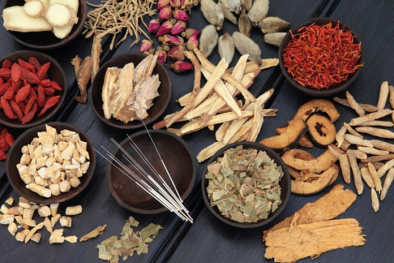 Xử lý nghiêm các cơ sở sản xuất, buôn bán thuốc cổ truyền quảng cáo sai sự thật