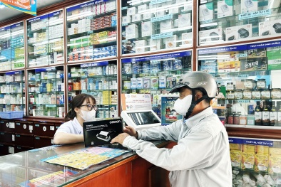 OMRON hợp tác cùng Long Châu giới thiệu thiết bị đo huyết áp tích hợp điện tâm đồ (ECG) đến người tiêu dùng Việt Nam