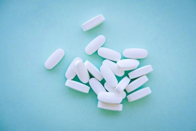 Phát minh mới có thể biến chất thải nhựa thành thành phần thuốc giảm đau 