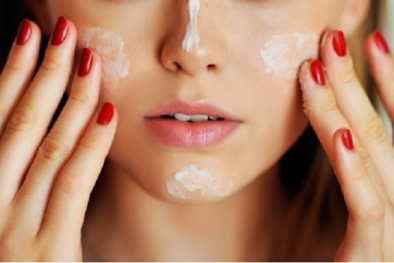 Chuyên gia Mỹ khuyên nên dùng sớm 3 loại mỹ phẩm giúp hỗ trợ làm mờ nếp nhăn hiệu quả