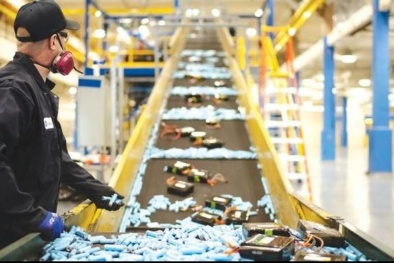 Tái chế pin xe điện: Kinh nghiệm từ quốc tế và bài học cho Việt Nam