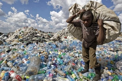 Liên Hợp quốc cảnh báo về khủng hoảng nhựa toàn cầu, ảnh hưởng đến môi trường sống tương lai