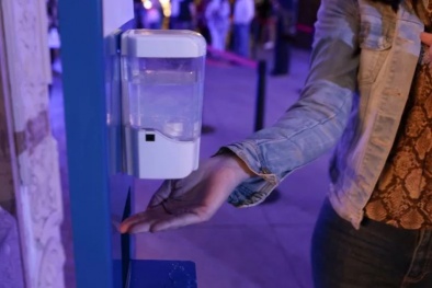 Mỹ thu hồi hàng loạt sản phẩm xà phòng hãng DermaRite Industries do nhiễm vi khuẩn