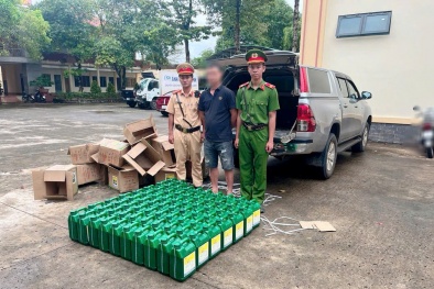 Thu giữ hàng trăm lít thuốc diệt cỏ không rõ nguồn gốc tại Đồng Nai