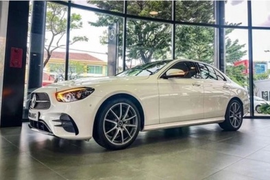 Xe sang đồng loạt giảm giá sốc: Cơ hội hay dấu hiệu thị trường 'hụt hơi'?