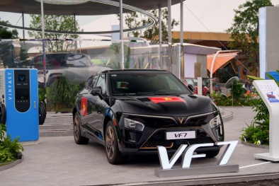 VinFast VF 7: 'Siêu xe' chinh phục người trẻ bằng cả hiệu suất lẫn chi phí