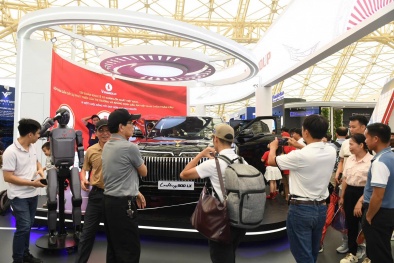 Vingroup ghi dấu ấn kiến tạo tại Triển lãm thành tựu đất nước 80 năm