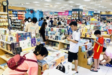 Sôi động thị trường văn phòng phẩm mùa tựu trường