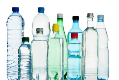 Tái sử dụng chai nhựa đựng thực phẩm: Tiện dụng nhưng không lợi cho sức khỏe