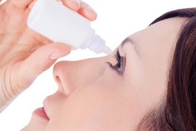 Nghiên cứu mới công bố thuốc nhỏ mắt có thể thay thế kính lão, hiệu quả tới 2 năm