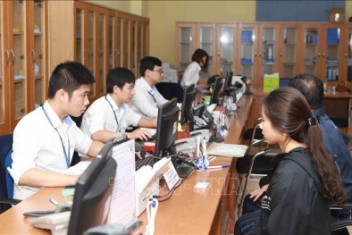 Thủ tướng yêu cầu đẩy mạnh phân cấp, phân quyền và cắt giảm thủ tục hành chính