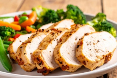 Mỹ thu hồi gần 2,2 triệu kg thịt gà đông lạnh chế biến sẵn do nghi nhiễm mảnh kim loại