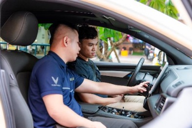 Trải nghiệm VF 7, VF 8, VF 9, người dùng TP.HCM ngỡ ngàng vì ‘quá mạnh, quá êm’