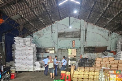 Đường nhập lậu tràn lan tại TP Hồ Chí Minh hé lộ mạng lưới hợp thức hóa tinh vi