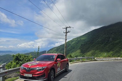 Chủ xe VF 8: 'Đạp ga đã như siêu xe, chi phí nuôi xe quá rẻ'