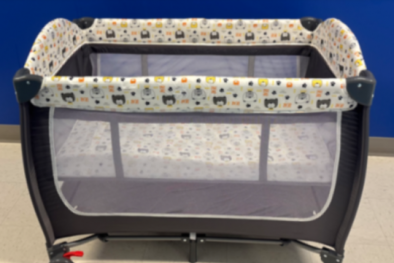 Mỹ thu hồi nôi chơi trẻ em Anna Queen do vi phạm tiêu chuẩn bắt buộc về an toàn