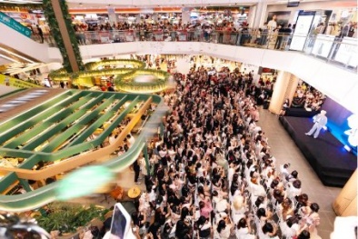 2,3 triệu lượt khách ‘phá đảo’ Vincom Black Friday 2025, tạo cú bùng nổ cho mùa lễ hội cuối năm