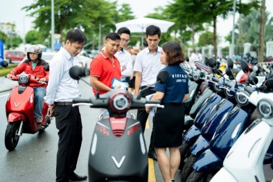 VinFast dẫn dắt xu hướng xe điện trong mùa cao điểm cuối năm