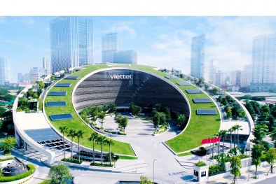 Viettel thu về kỷ lục 220 nghìn tỷ năm 2025