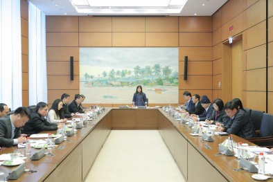 Tiểu ban nhân sự và Văn phòng Hội đồng bầu cử quốc gia họp triển khai công tác chuẩn bị bầu cử đại biểu Quốc hội Khóa XVI và đại biểu HĐND các cấp nhiệm kỳ 2026 - 2031