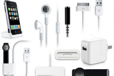 Mua sắm cuối năm: Tránh ‘hàng dựng’ và phụ kiện kém chất lượng khi mua điện thoại