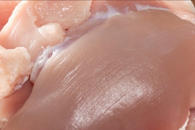 Mỹ thu hồi hơn 6,2 tấn ức gà nướng của Suzanna’s Kitchen do nguy cơ nhiễm Listeria