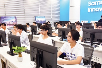 Tăng tốc khoa học, công nghệ, đổi mới sáng tạo và chuyển đổi số