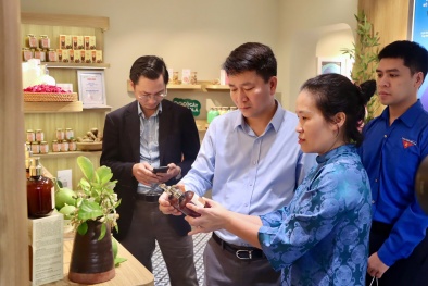 Hàng Việt chinh phục Gen Z: Cơ hội mở rộng nhưng áp lực chi phí và logistics hiện hữu