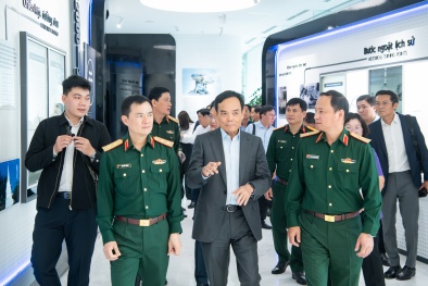 TP Hồ Chí Minh ký thỏa thuận hợp tác chiến lược toàn diện với Tập đoàn Viettel