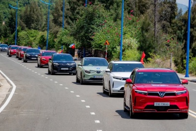 Vingroup gia hạn chương trình hỗ trợ ôtô, xe máy điện