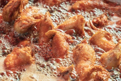 Nguy cơ dầu ăn bị oxy hóa sinh chất độc khi chế biến thực phẩm ở nhiệt độ cao