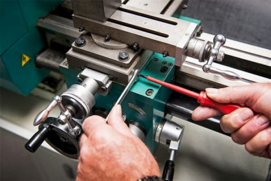 TCVN 7681-1:2025 về điều kiện kiểm máy tiện điều khiển số và trung tâm tiện