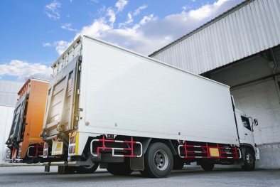 Trung Quốc sẽ áp dụng tiêu chuẩn mới đối với phương tiện vận chuyển hàng nguy hiểm