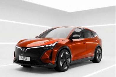 Tín đồ xe điện đua nhau khoe chốt cọc VinFast VF 8 thế hệ mới